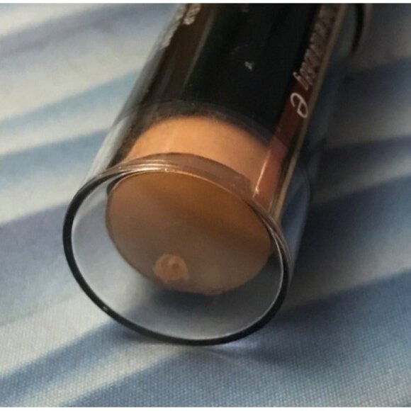 Revlon PhotoReady Insta-Fix Stick Foundation SPF 20 150 Natural Beige Exp 2022 - Picture 5 of 5